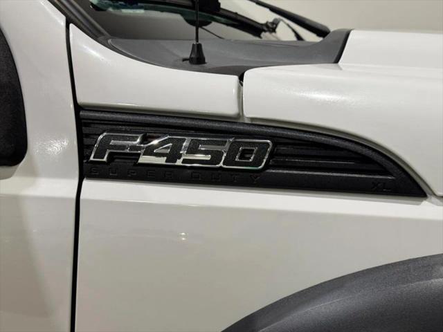 2016 Ford F-450 Base