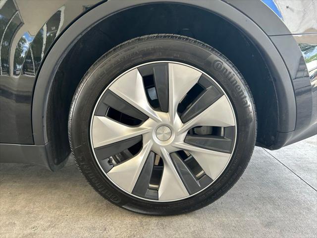 2024 Tesla Model Y Long Range Dual Motor All-Wheel Drive