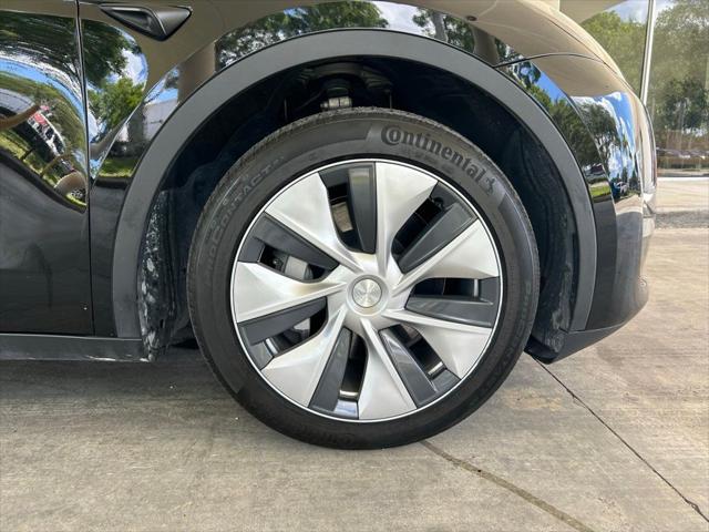 2024 Tesla Model Y Long Range Dual Motor All-Wheel Drive