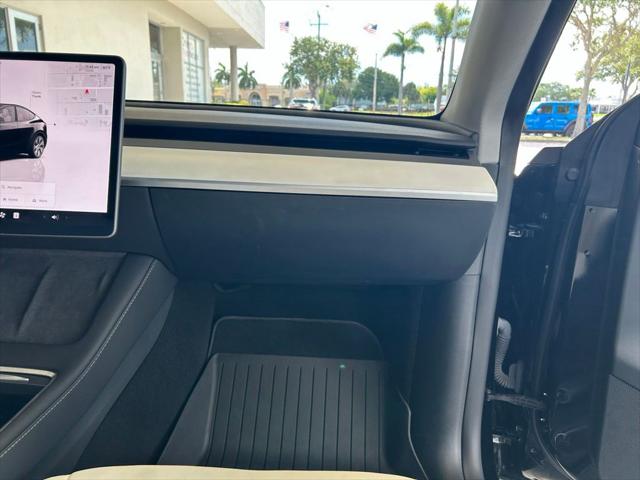 2024 Tesla Model Y Long Range Dual Motor All-Wheel Drive