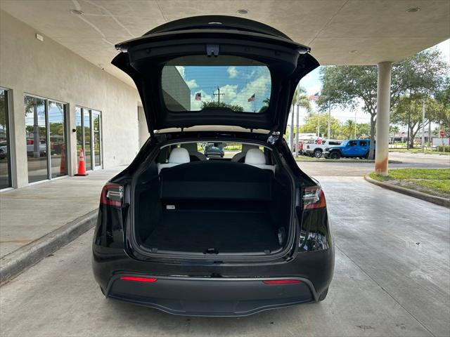 2024 Tesla Model Y Long Range Dual Motor All-Wheel Drive