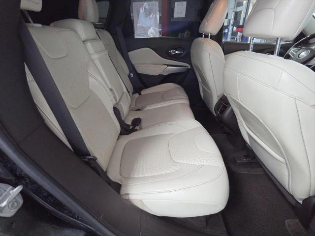 2017 Jeep Cherokee Overland 4x4