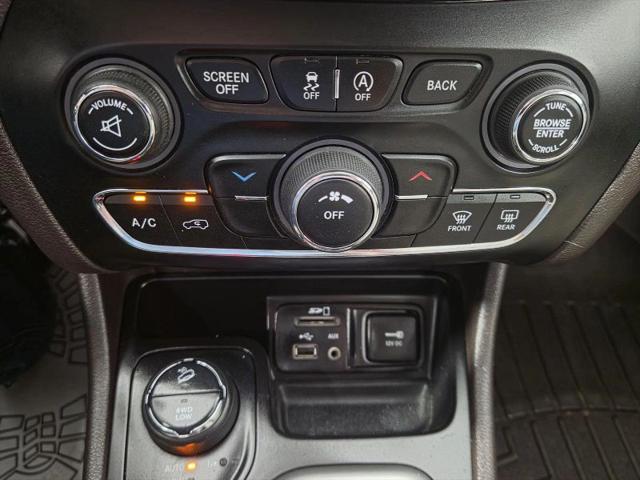2017 Jeep Cherokee Overland 4x4