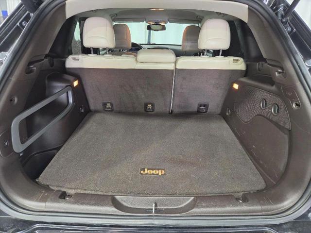 2017 Jeep Cherokee Overland 4x4