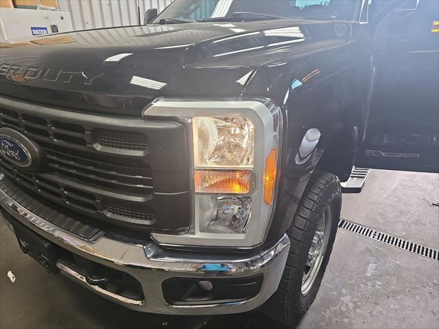 2023 Ford F-350 XL