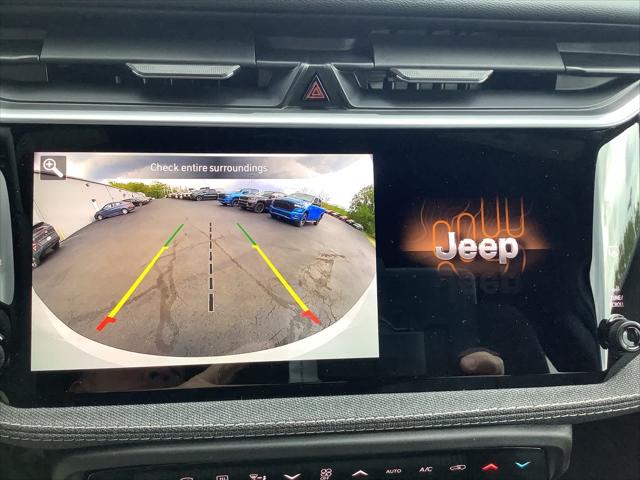 2026 Jeep Cherokee Laredo 4x4