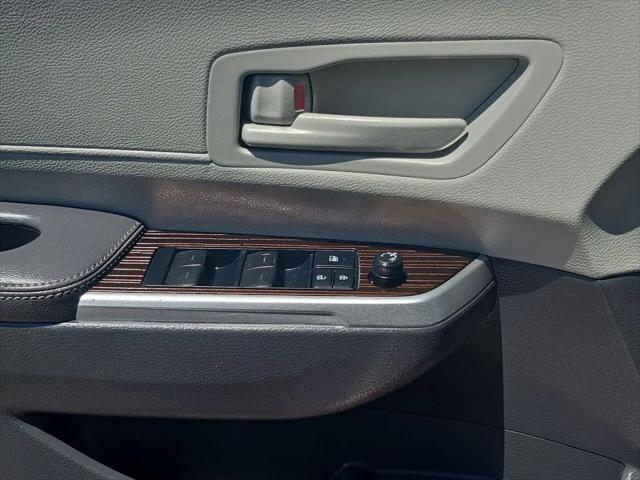 2022 Toyota Sienna LE