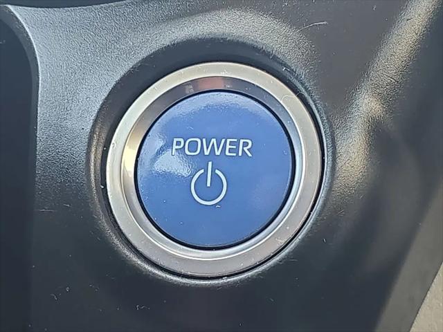 2022 Toyota Sienna LE