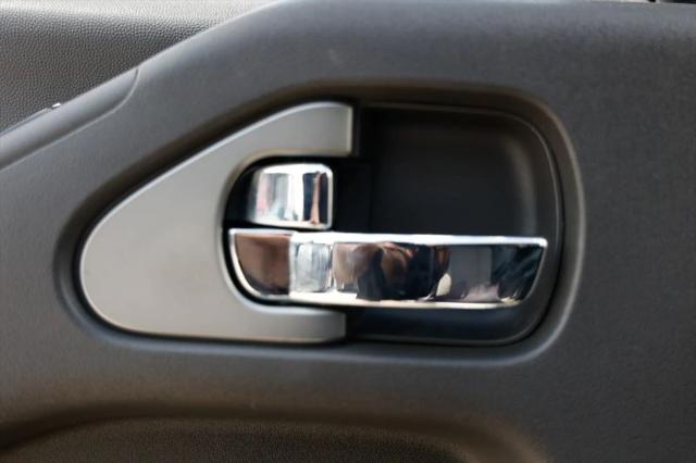 2010 Suzuki Equator Sport