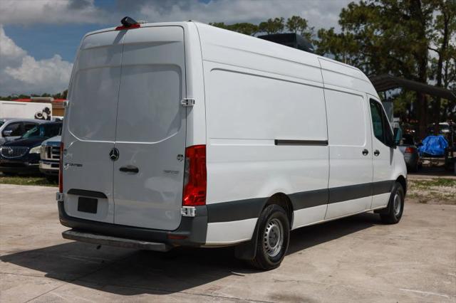 2021 Mercedes-Benz Sprinter 2500 High Roof I4