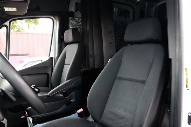 2021 Mercedes-Benz Sprinter 2500 High Roof I4