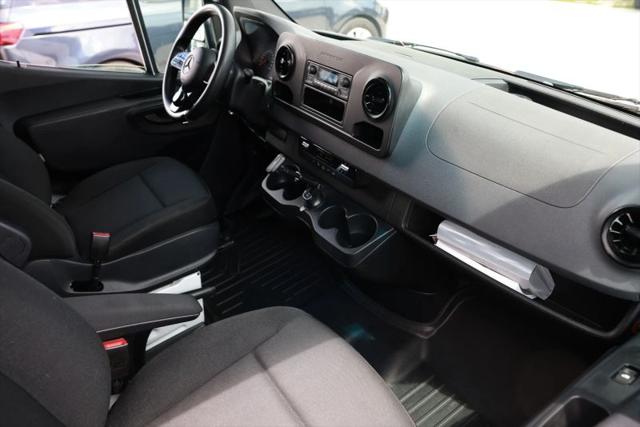2021 Mercedes-Benz Sprinter 2500 High Roof I4