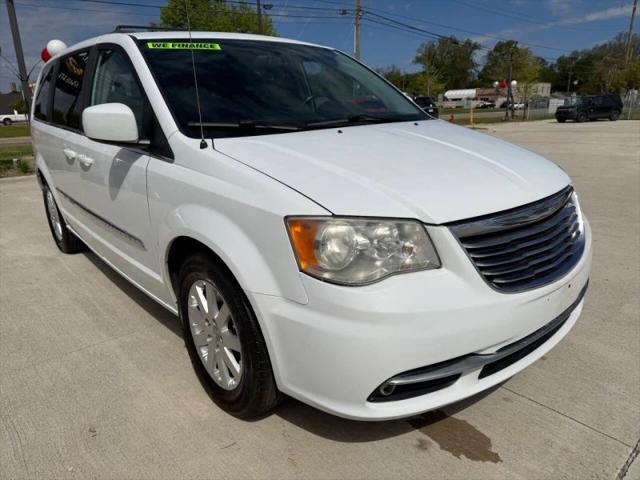 2014 Chrysler Town & Country Touring