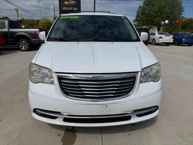 2014 Chrysler Town & Country Touring