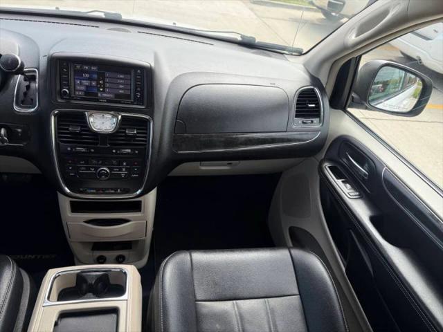 2014 Chrysler Town & Country Touring