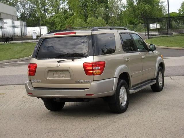 2004 Toyota Sequoia SR5 V8