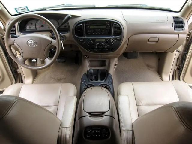 2004 Toyota Sequoia SR5 V8
