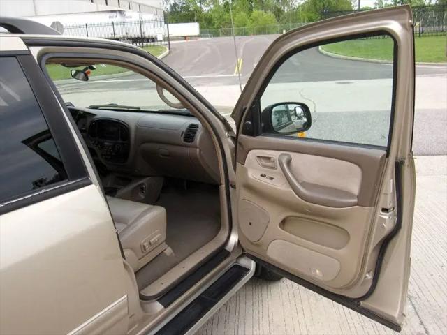2004 Toyota Sequoia SR5 V8