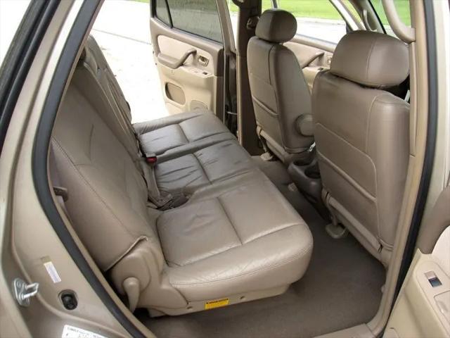 2004 Toyota Sequoia SR5 V8