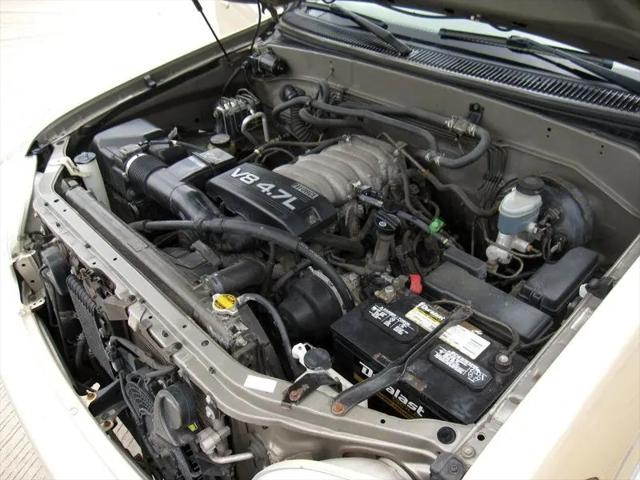 2004 Toyota Sequoia SR5 V8