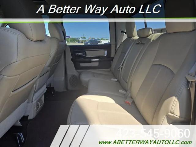 2017 Ram 1500 Laramie Crew Cab 4x4 5'7" Box