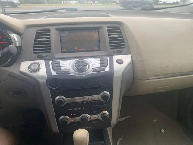 2010 Nissan Murano LE