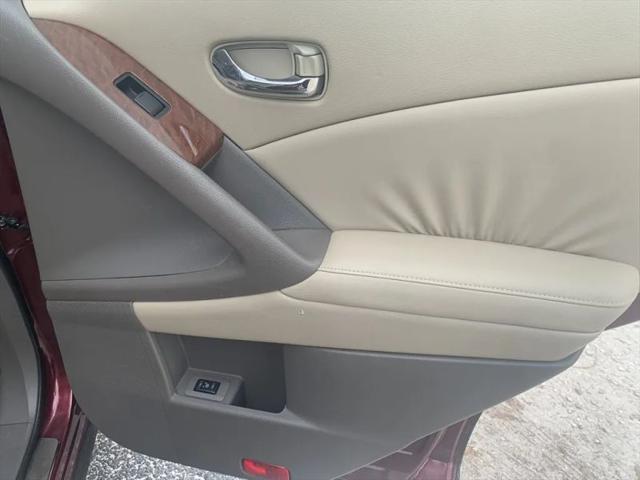 2010 Nissan Murano LE