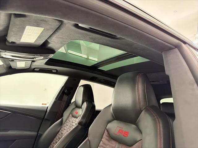 2026 Audi RS Q8 performance quattro tiptronic