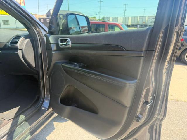 2017 Jeep Grand Cherokee Altitude 4x2