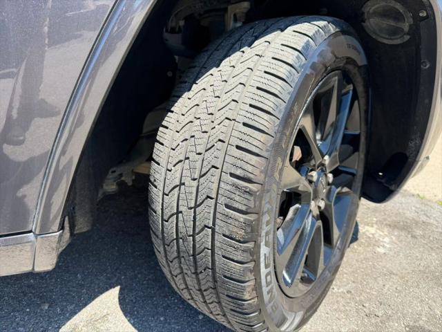 2017 Jeep Grand Cherokee Altitude 4x2