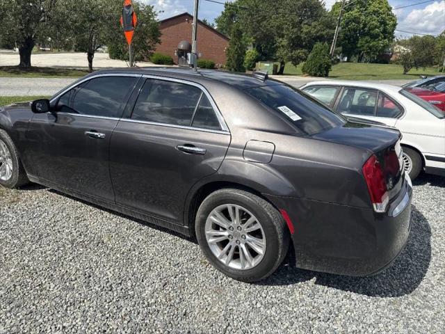 2016 Chrysler 300 300C