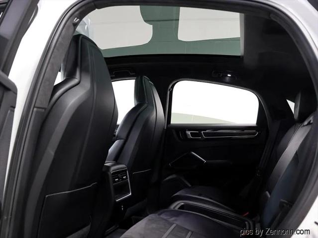 2022 Porsche Cayenne GTS