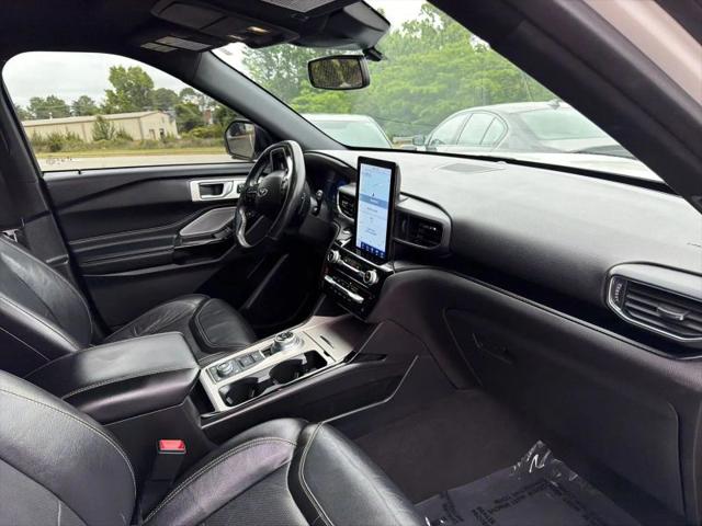 2022 Ford Explorer ST