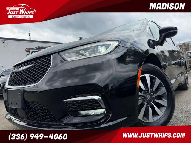 2022 Chrysler Pacifica Hybrid Touring L for sale in Madison, NC