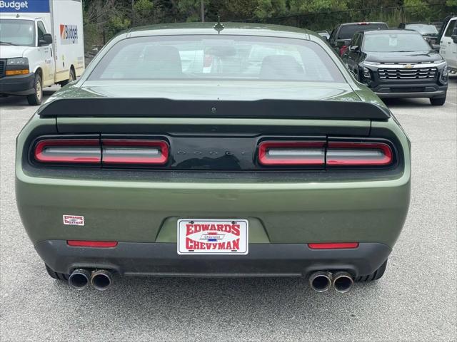 2022 Dodge Challenger SXT