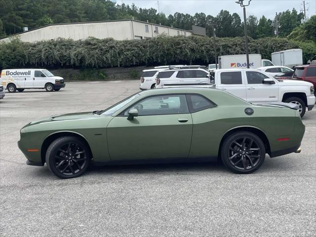2022 Dodge Challenger SXT