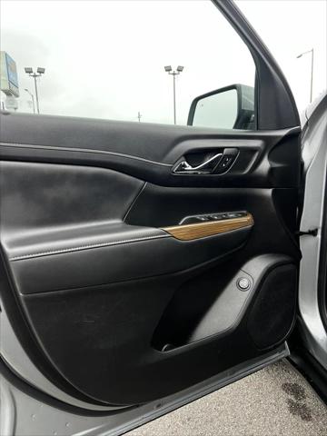 2023 GMC Acadia FWD SLE