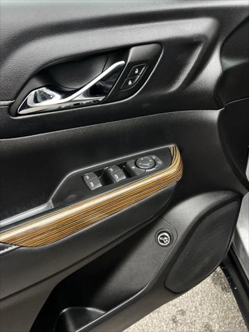 2023 GMC Acadia FWD SLE
