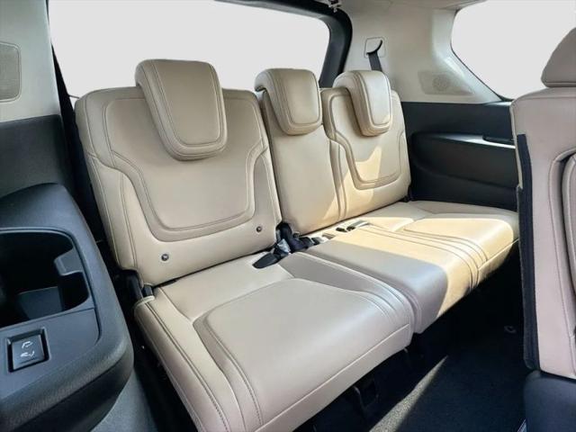 2026 INFINITI QX80 PURE