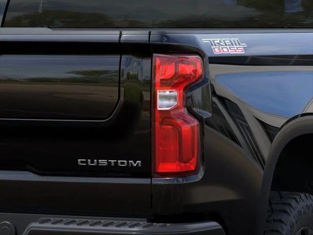 2026 Chevrolet Silverado 1500 4WD Crew Cab Short Bed Custom Trail Boss