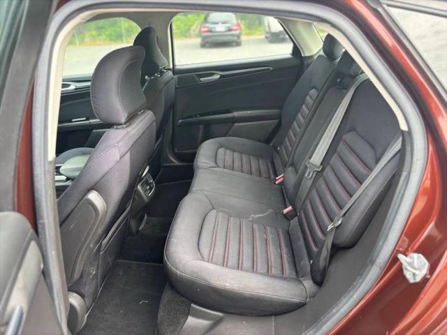 2016 Ford Fusion SE