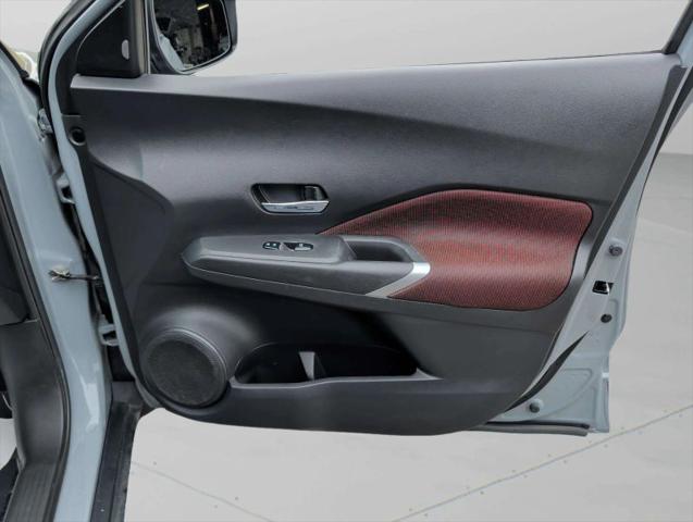 2021 Nissan Kicks SR Xtronic CVT