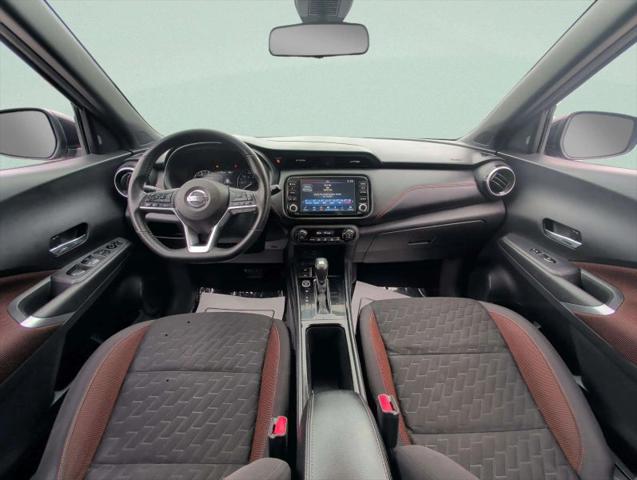2021 Nissan Kicks SR Xtronic CVT