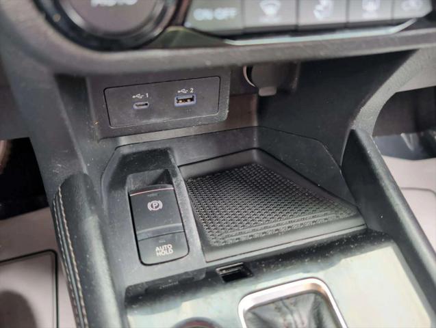 2021 Nissan Kicks SR Xtronic CVT