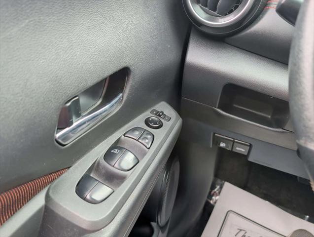 2021 Nissan Kicks SR Xtronic CVT