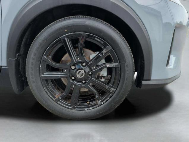 2021 Nissan Kicks SR Xtronic CVT