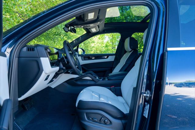 2026 Porsche Cayenne Base