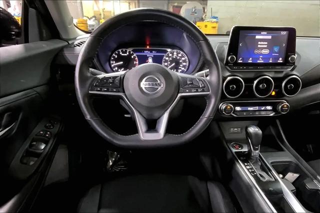 2021 Nissan Sentra SV Xtronic CVT