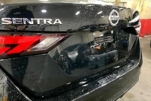2021 Nissan Sentra SV Xtronic CVT