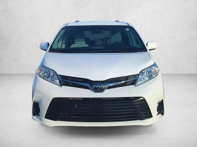 2020 Toyota Sienna LE